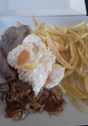 Una foto de Bistec a lo pobre