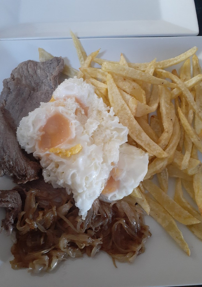 Una foto de Bistec a lo pobre