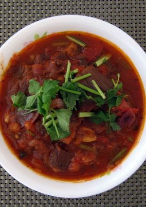 A picture of LG SPICY AUBERGINE STEW WITH CORIANDER AND MINT.