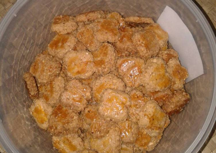 Langkah Mudah untuk Membuat Biskuit kacang tanah Resep Yang Enak