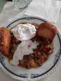 Chanfaina con huevos escalfados