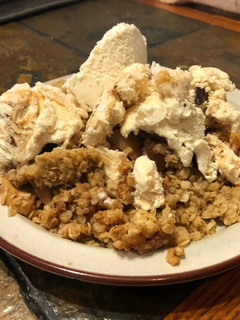 A picture of Apple Crisp.