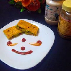 A picture of Capsicum brown bread sandwich.