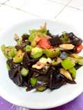 75. Oseng Jamur Kuping