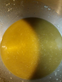 A picture of Ceasar Salad Dressing.