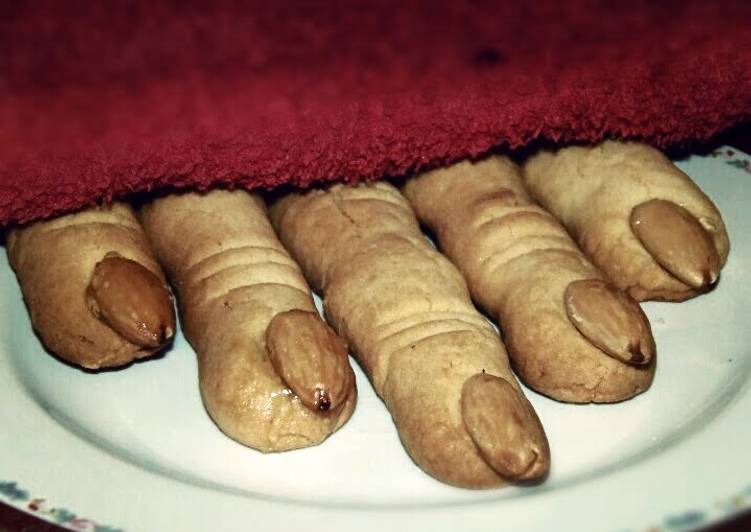 Recipe of Award-winning Witch&#39;s fingers (www.panemarmellata.com)