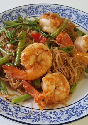 รูปของ หมี่ผัดกระเฉดกุ้ง