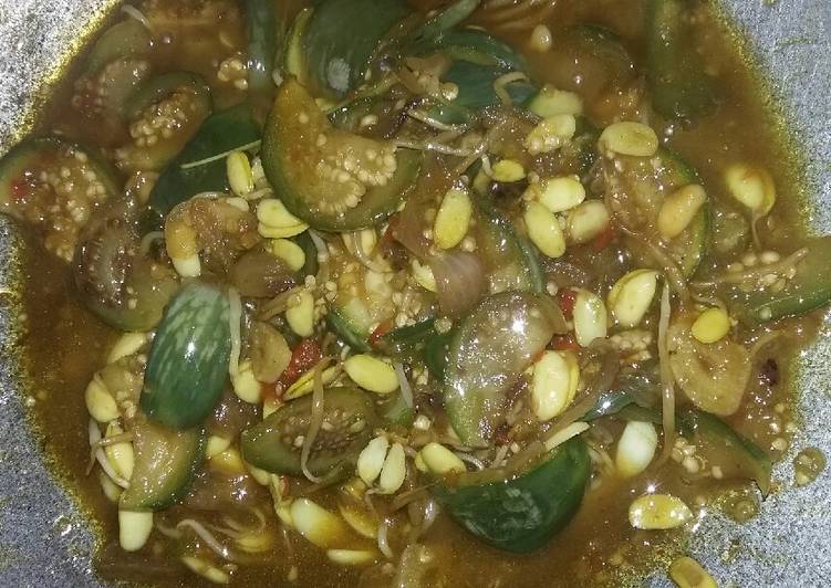 Tumis terong lalap cambah