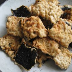 Crispy Fried Nori A picture of Crispy Fried Nori.