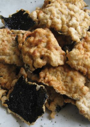 A picture of Crispy Fried Nori.