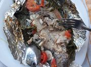 Una foto de mojarras papel de aluminio