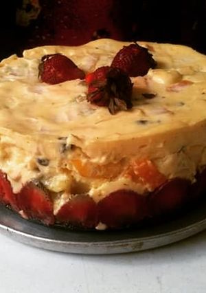 A picture of Frozen mould salad.