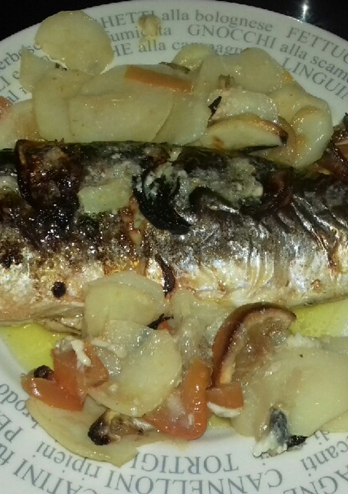 Una foto de Lubina al horno