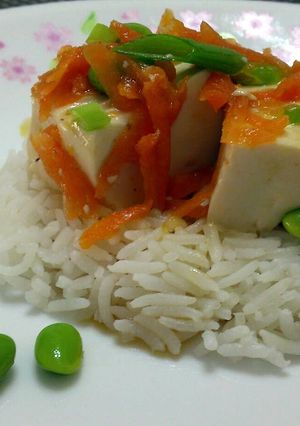 A picture of LG TOFU AND EDAMAME BEAN IN MUSHROOM SAUCE( VEGAN ).