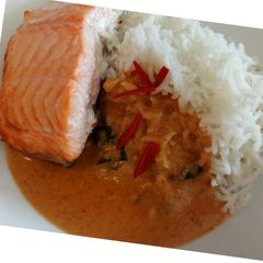 A picture of Fluffy's Yui inspired salmon.