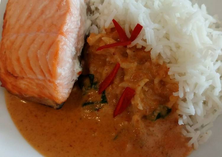 Easiest Way to Prepare Homemade Fluffy&#39;s Yui inspired salmon