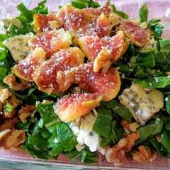 Foto principal de Ensalada mixta con higos frescos