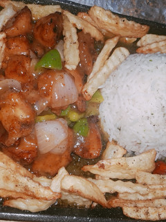 A picture of Chicken in Mango and honey Chilli sauce.