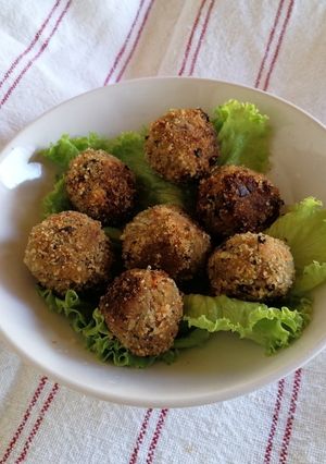 Foto di Polpette di melanzane e pomodori