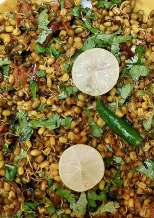 A picture of Moong Sprouts Chaat.