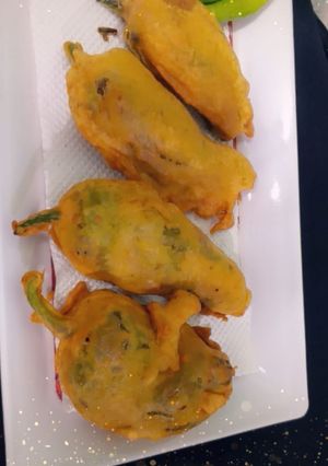 A picture of Stuff chilli pakora.