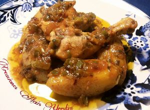Foto principal de Pollo en salsa con patatas guisadas