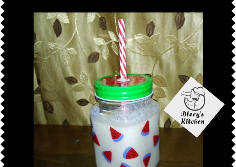 Steps to Make Quick Banana milk Shake