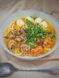 Banh Canh with Fish Cake and Pork Meatballs