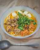Bánh canh mọc chả cá thu