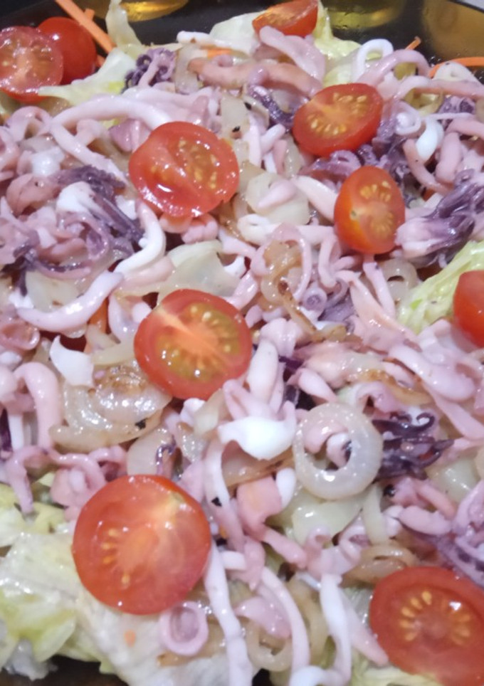 Una foto de Ensalada de calamares