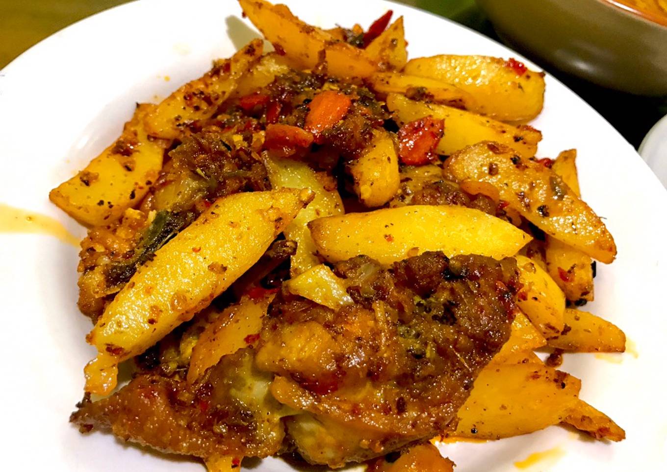 Ayam goreng kentang balado
