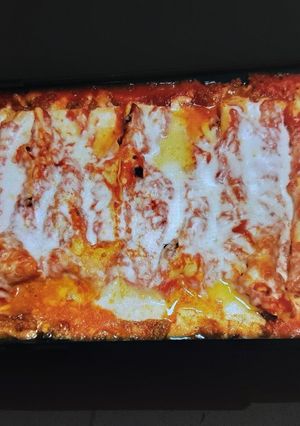 A picture of Lauras' mexican casserole (enchilada's).
