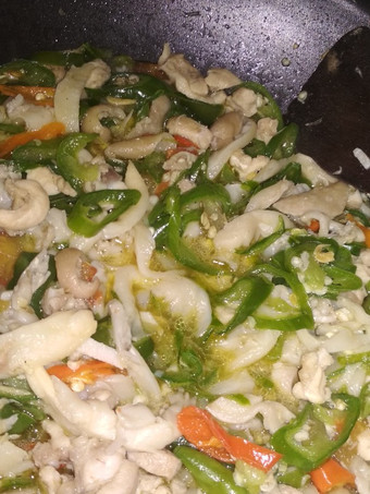 Resep Tumis Cabai Hijau, Ayam &amp; Jamur Istimewa