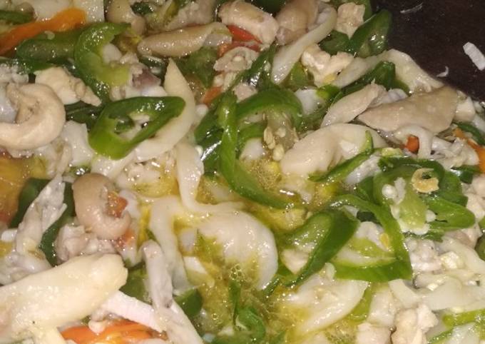 Standar Resep termudah memasak Tumis Cabai Hijau, Ayam &amp; Jamur dijamin lezat