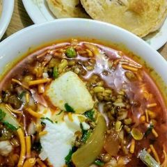A picture of Misal pav.