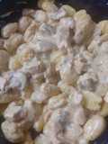 Ñoquis de sémola y ricotta a la crema de champiñones 🍄‍🟫