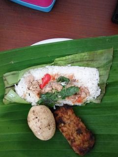 Foto resep Nasi bakar isi salmon