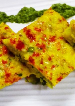 A picture of Corn methi Dhokla.