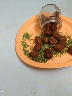 મેથી ના મુઠિયાં (Methi Muthiya Recipe In Gujarati) રેસીપી મુખ્ય ફોટો