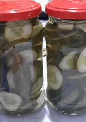 Una foto de Pepinos agridulces (encurtido más cocinado)