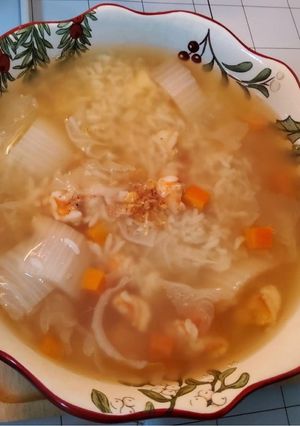 A picture of Rice Porridge with Shrimp and Vegetables.