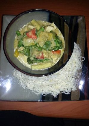 A picture of Thai Green Curry.