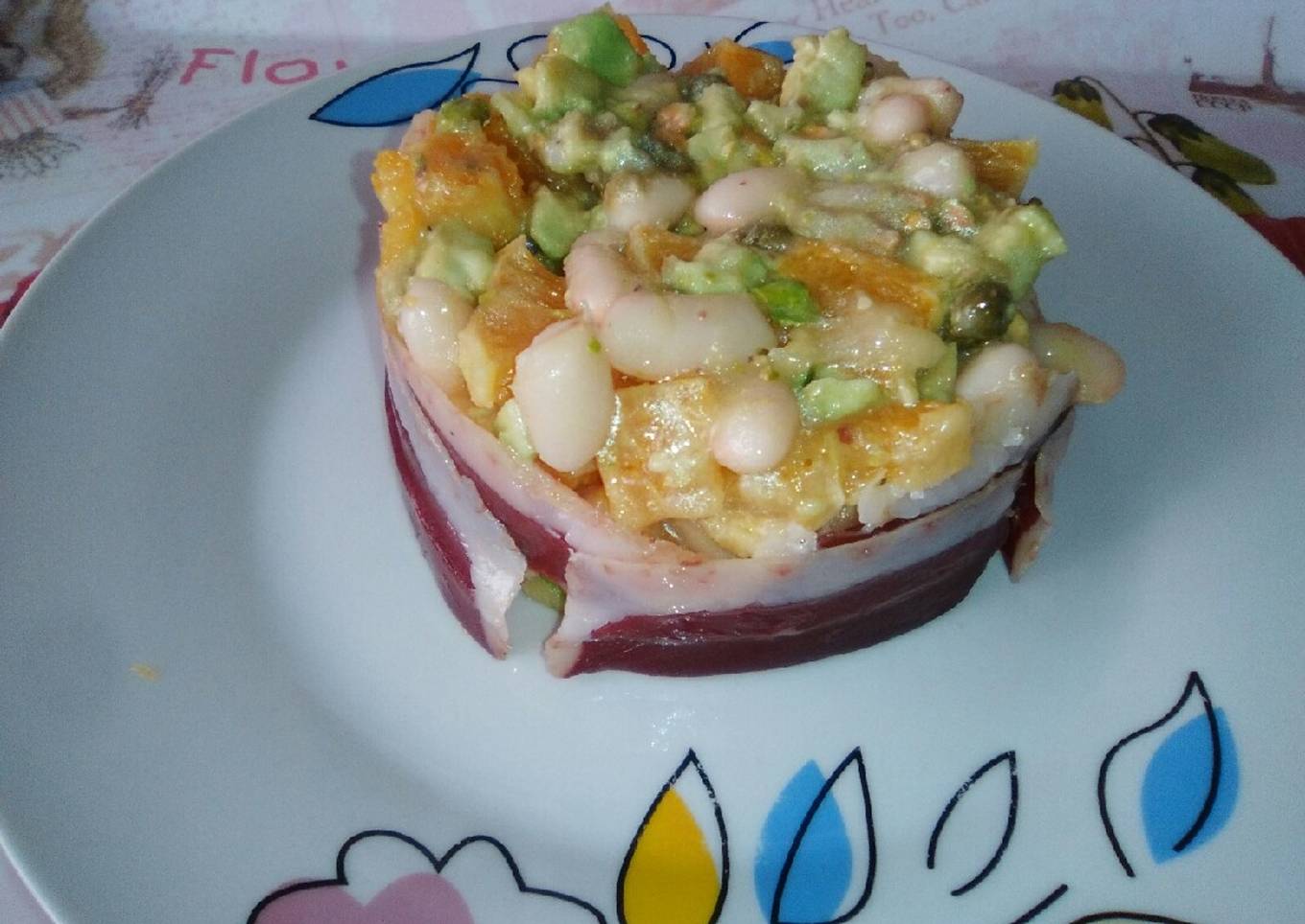 Salpicón de alubias con jamón de pato