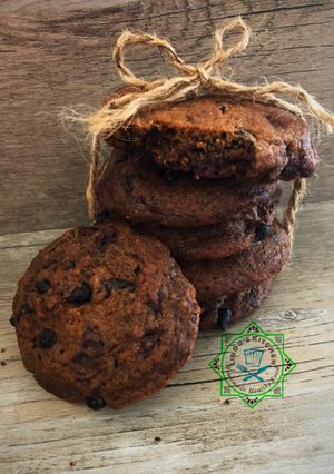 A picture of Ultimate brown butter chocolate chip cookies.