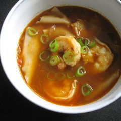 A picture of Curry Flavoured Prawn Soup.