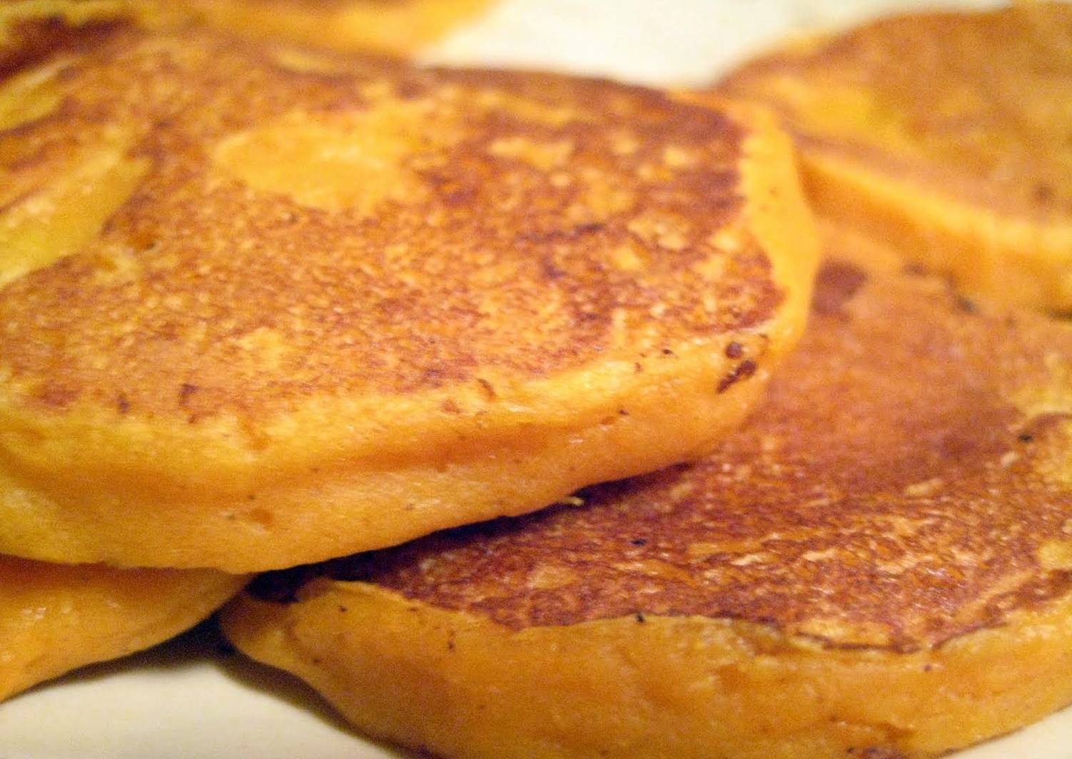 Gluten free/Vegan Sweet Potato Pancakes Recipe by Vegan Mommy - Cookpad