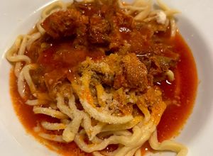 Foto di Spaghetti alla chitarra con il ragù alla napoletana