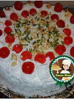 صورة لوصفة تورتة بالجيلي والكريز 🍒🎂