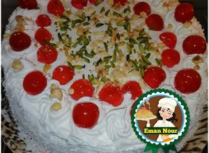 صورة لوصفة تورتة بالجيلي والكريز 🍒🎂