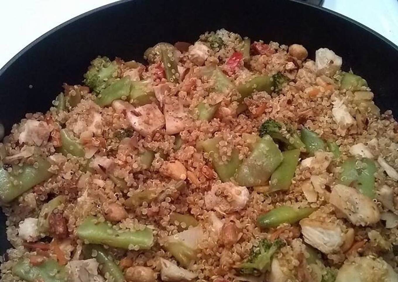 Quinoa con ejotes y pechuga de pollo